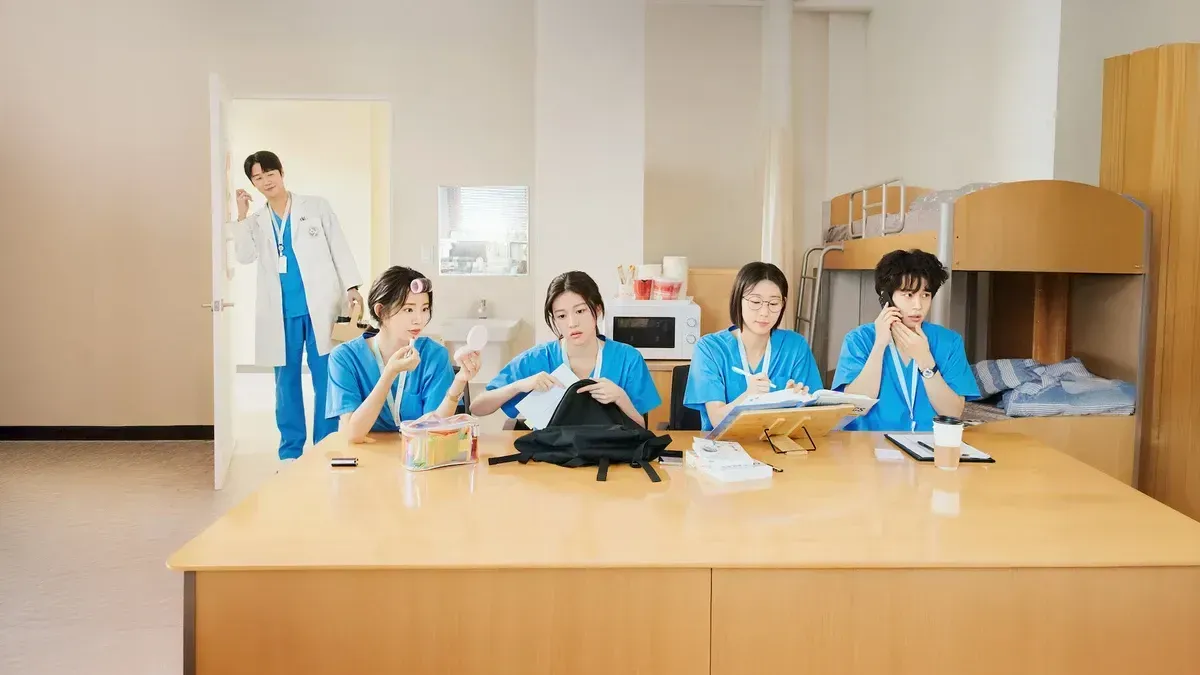 Link Nonton Resident Playbook Sub Indo