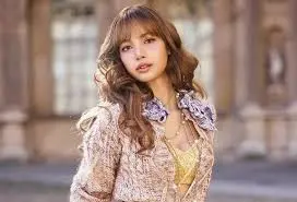 Kontroversi dan Pujian Mengiringi Langkah Lisa BLACKPINK di Dunia Akting